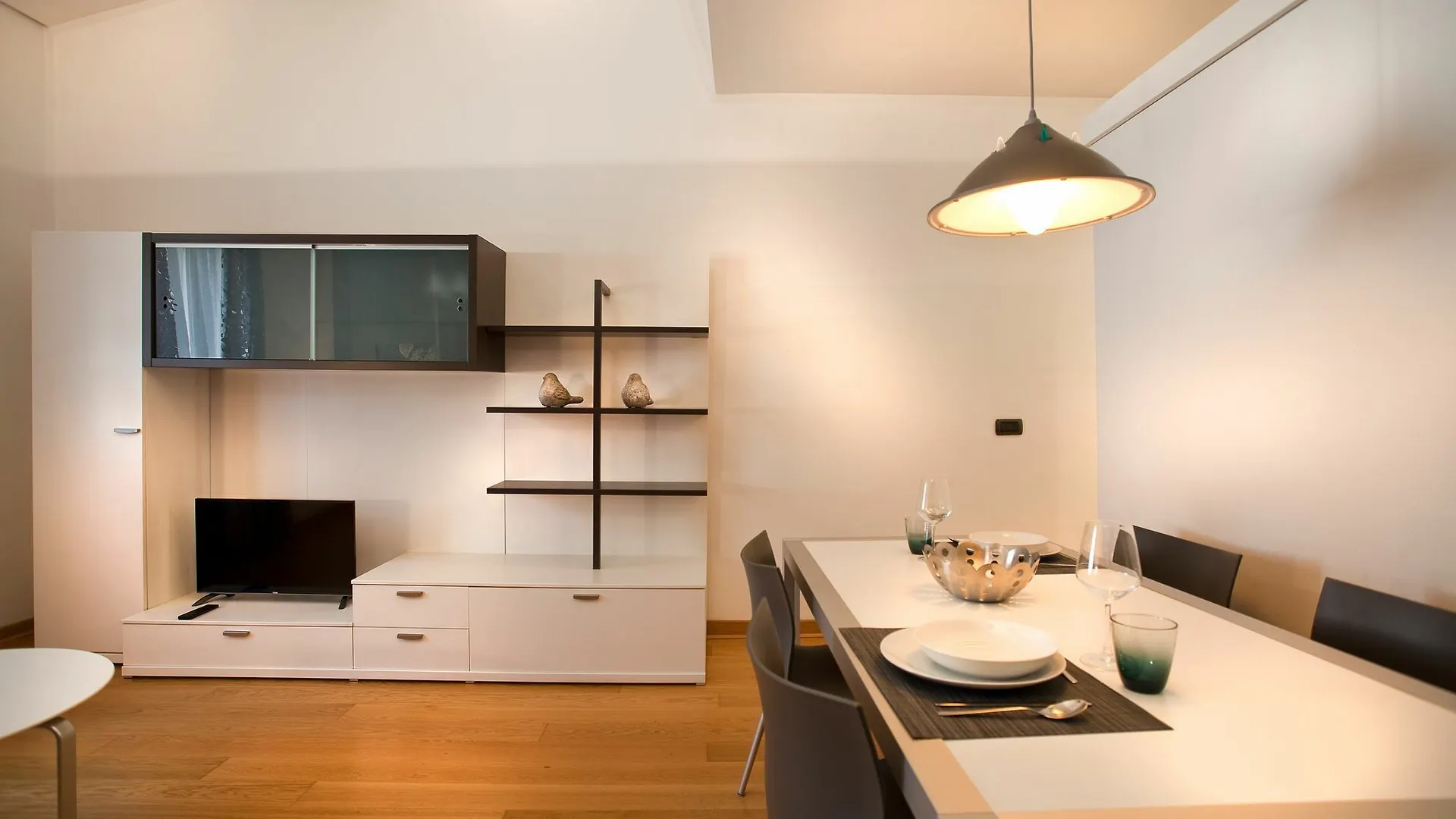Verona For Rent Blu Theater Apartment