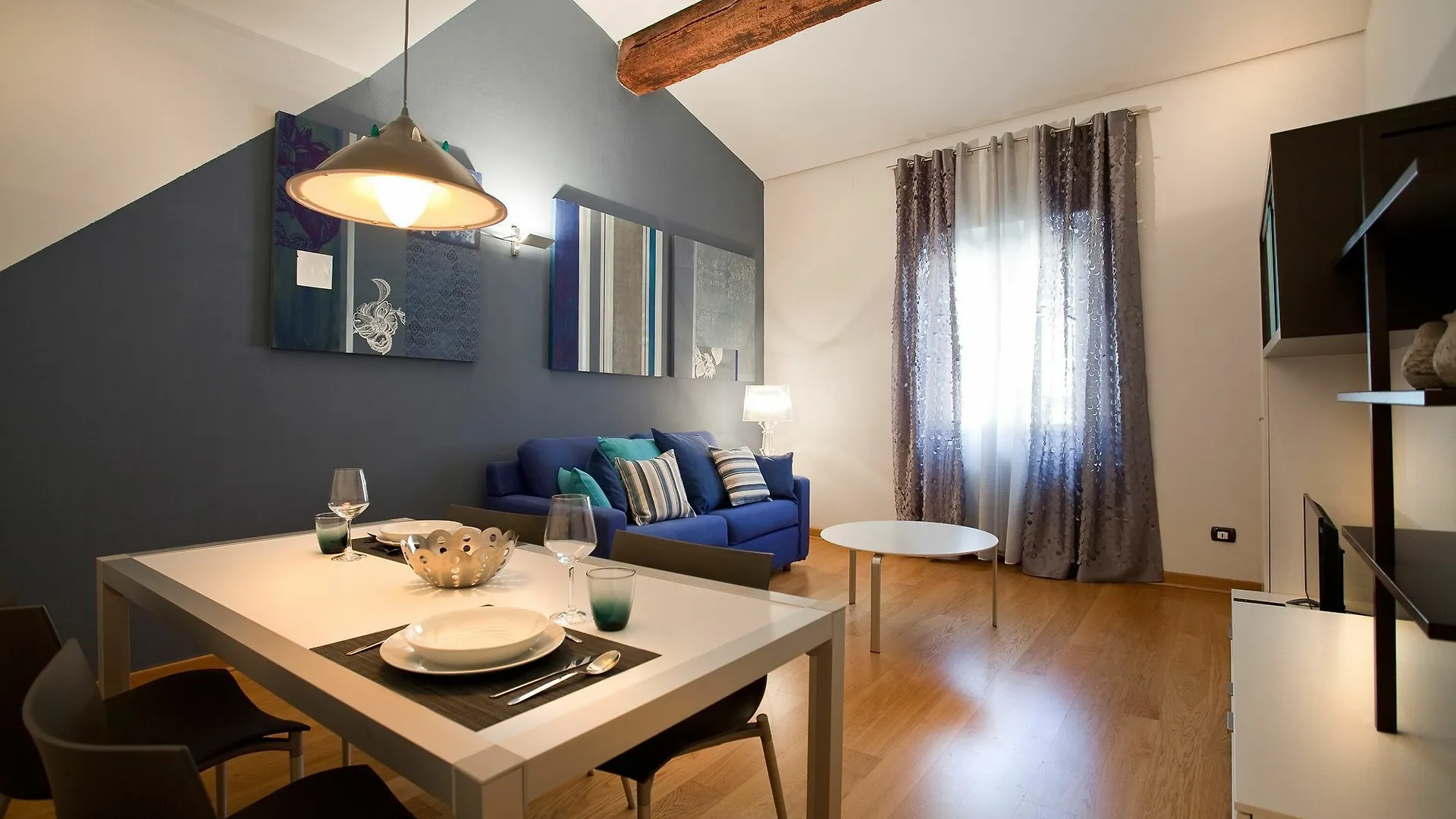 Verona For Rent Blu Theater 0*,